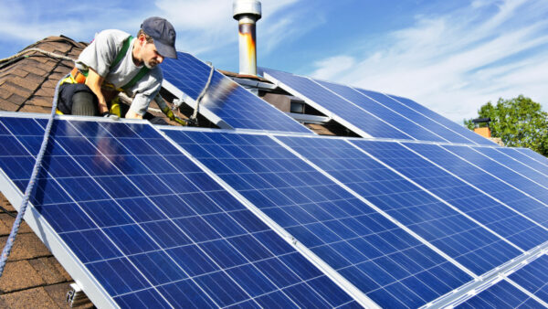 Zonnepanelen plaatsen